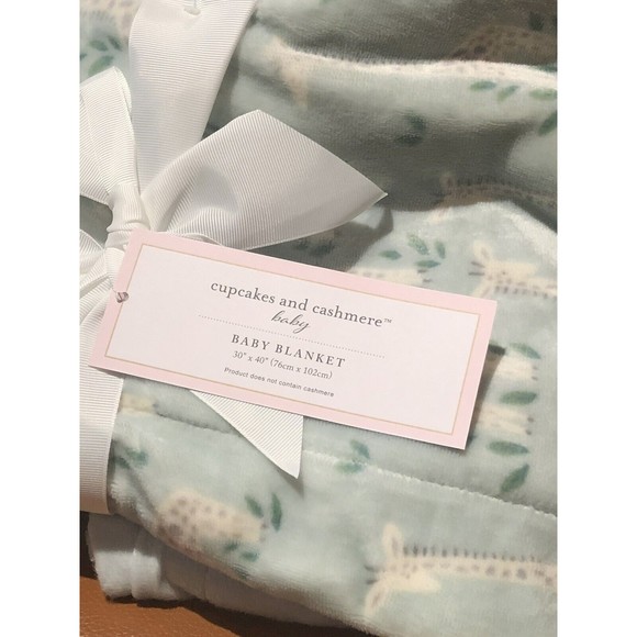 cupcakes & cashmere Other Cupcakes And Cashmere Baby Blanket 3x40 Soft Plush Green White